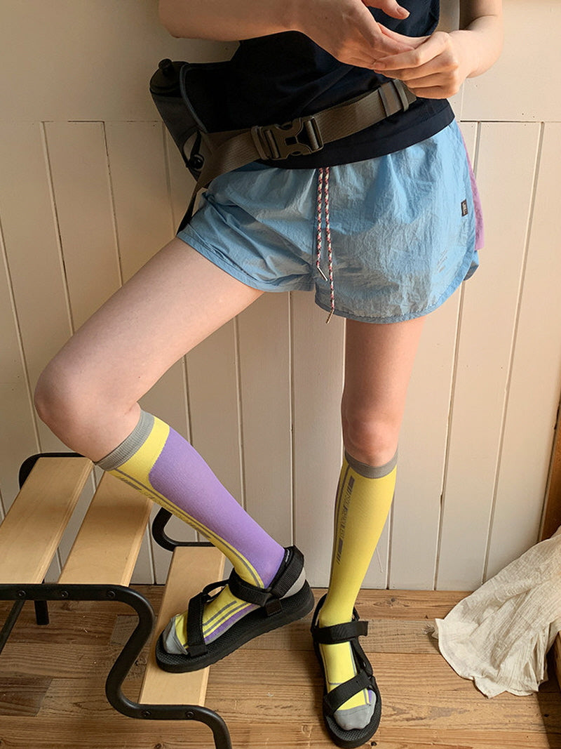 Colorblock Line Knee Socks